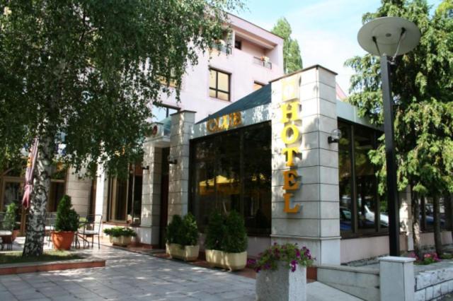 Hotel Dinara Livno Extérieur photo