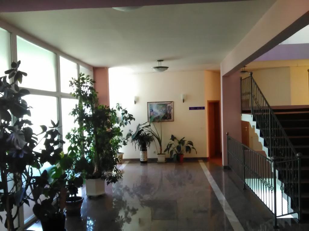 Hotel Dinara Livno Extérieur photo